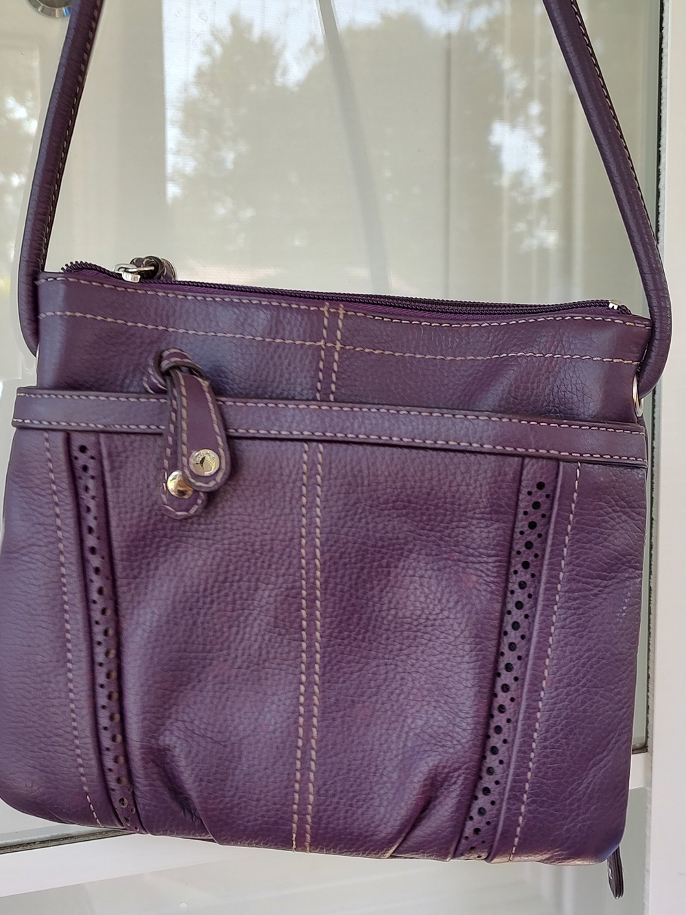 Tignanello Purple Leather Crossbody Bag - Picture 8 of 15